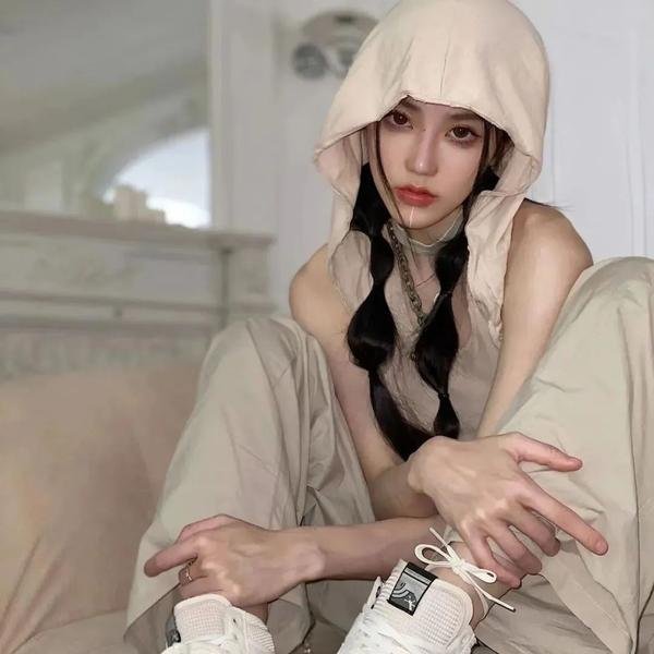 动作女主:水果应援团 海报
