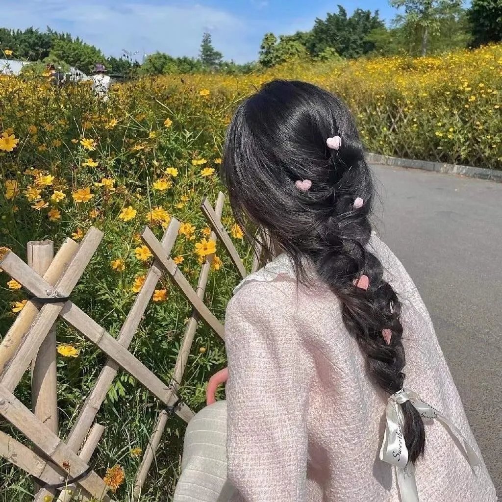 修饰 海报