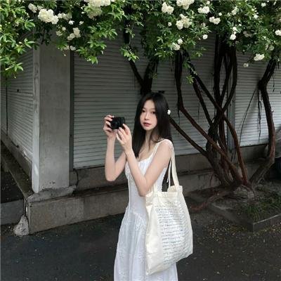 我不是坏女孩 海报