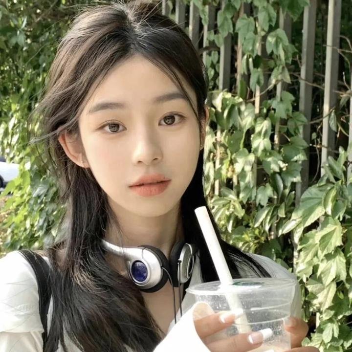 亲爱的莎拉 海报